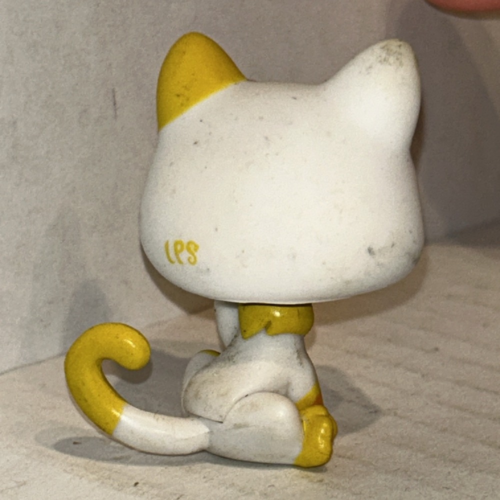 Littlest Pet Shop LPS Authentic White Orange Tan Tokyo Blythe Cat Green Eye - Picture 2 of 2
